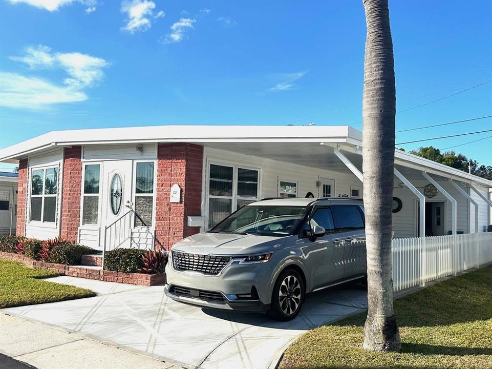 Activo con contrato: $129,900 (2 camas, 21 baños, 1000 Pies cuadrados)