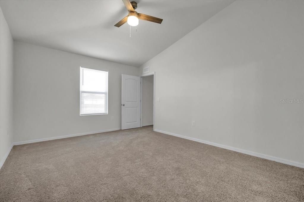 На продажу: $210,000 (3 спален, 2 ванн, 1409 Квадратных фут)