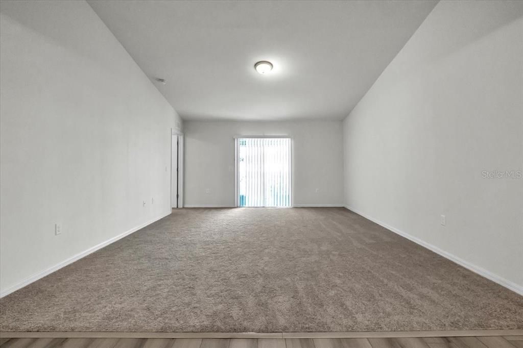 На продажу: $210,000 (3 спален, 2 ванн, 1409 Квадратных фут)