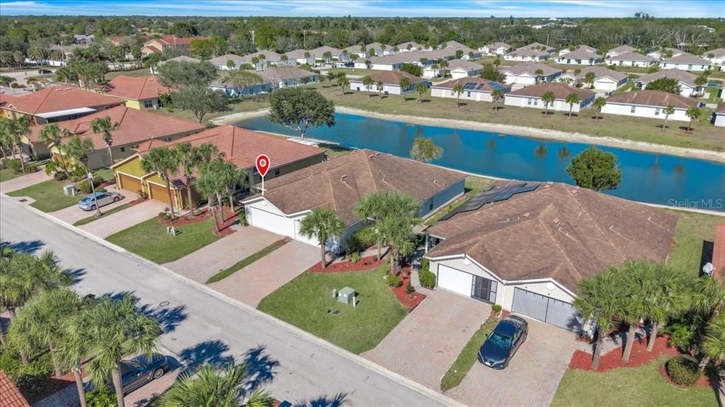 На продажу: $210,000 (3 спален, 2 ванн, 1409 Квадратных фут)