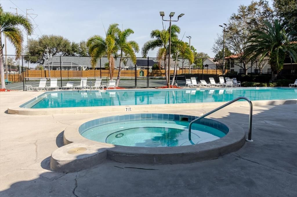 Activo con contrato: $210,000 (2 camas, 2 baños, 1100 Pies cuadrados)