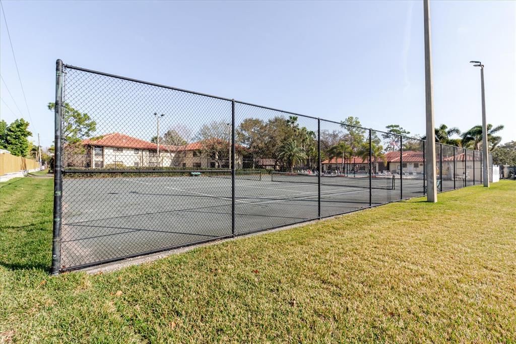 Activo con contrato: $210,000 (2 camas, 2 baños, 1100 Pies cuadrados)