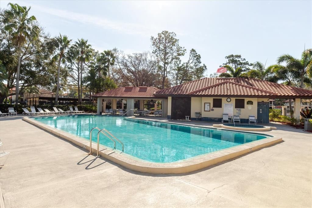 Activo con contrato: $210,000 (2 camas, 2 baños, 1100 Pies cuadrados)