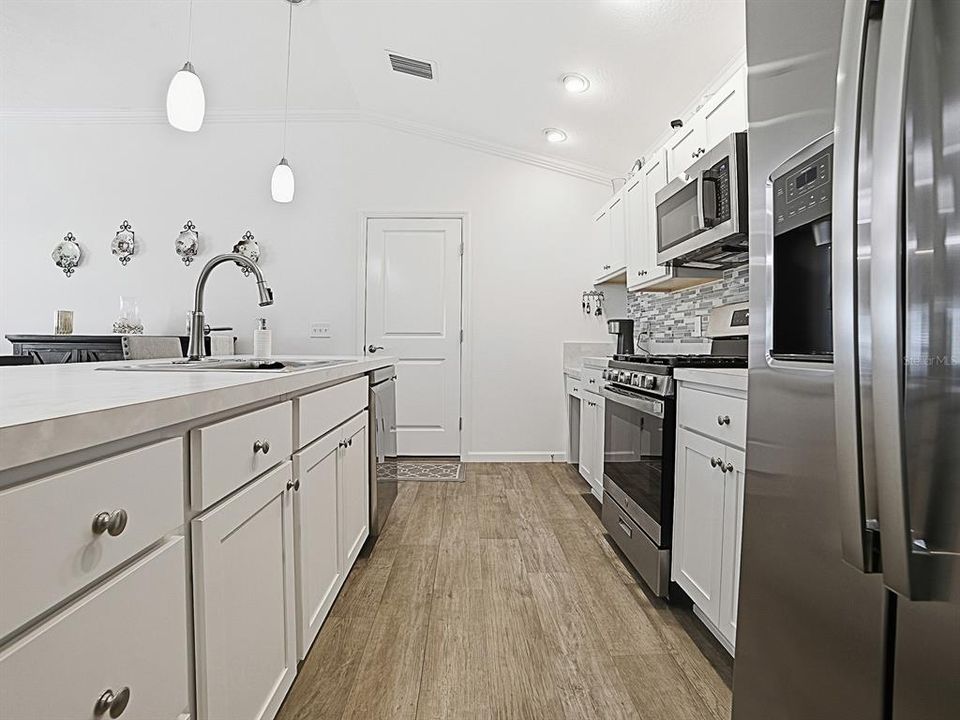 En Venta: $279,900 (2 camas, 2 baños, 1223 Pies cuadrados)