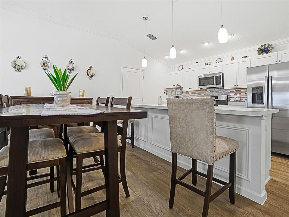 En Venta: $279,900 (2 camas, 2 baños, 1223 Pies cuadrados)