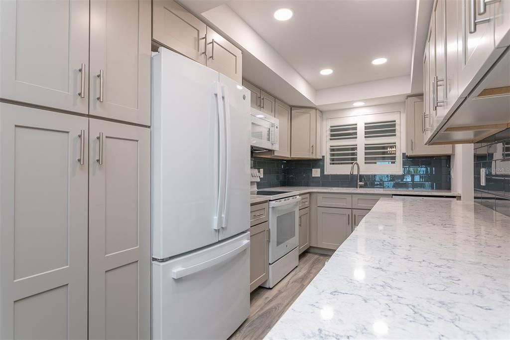 Activo con contrato: $599,000 (2 camas, 2 baños, 912 Pies cuadrados)