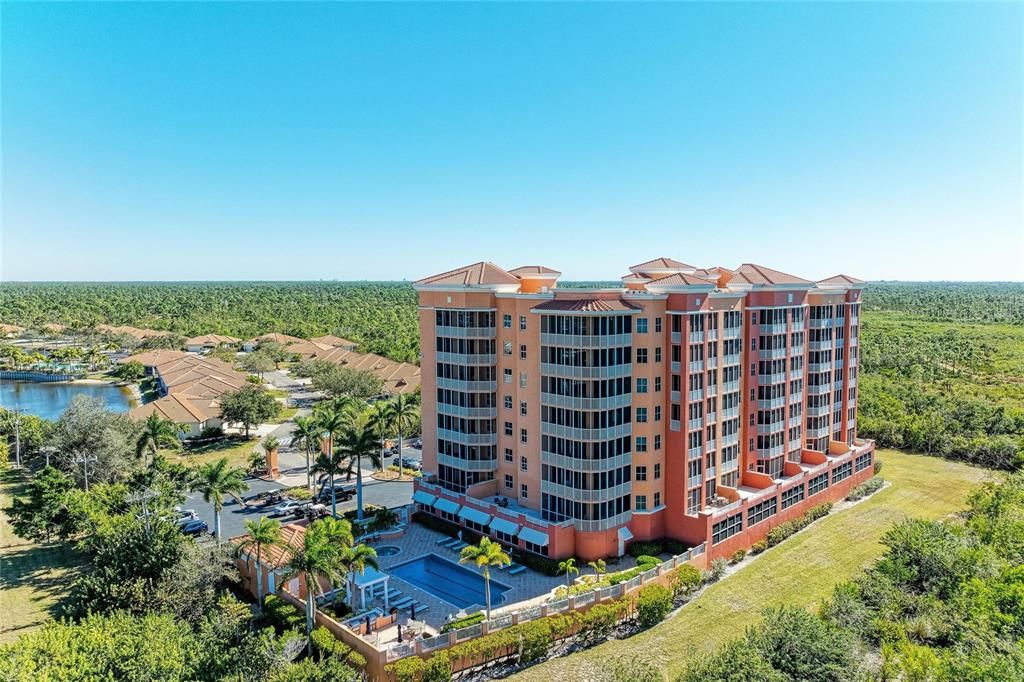На продажу: $360,000 (2 спален, 2 ванн, 1215 Квадратных фут)