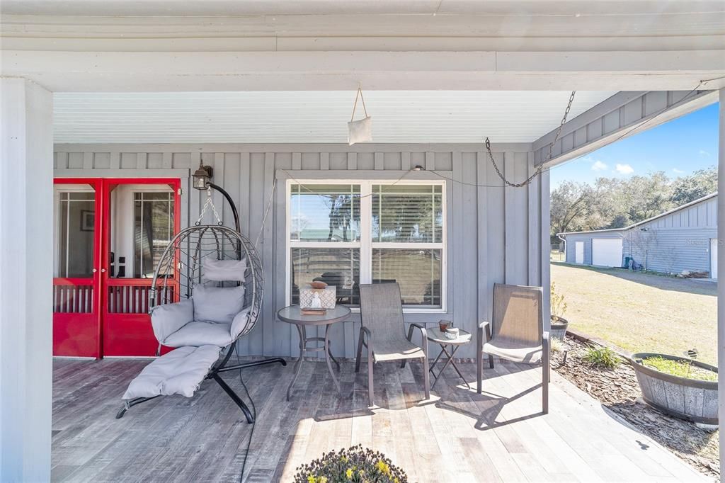 For Sale: $597,000 (2 beds, 2 baths, 1430 Square Feet)