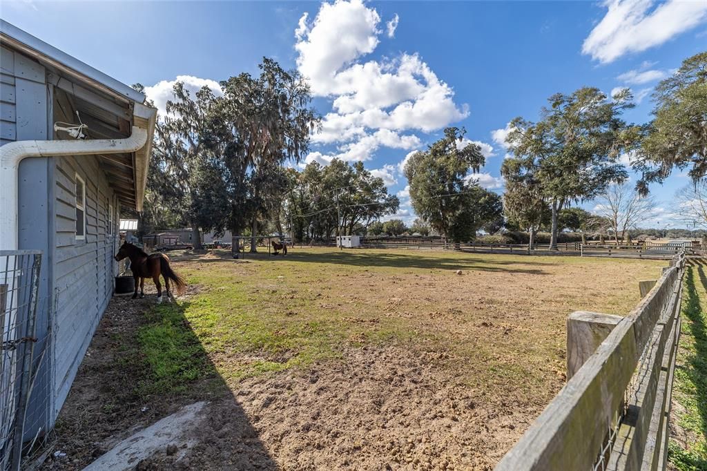 For Sale: $597,000 (2 beds, 2 baths, 1430 Square Feet)