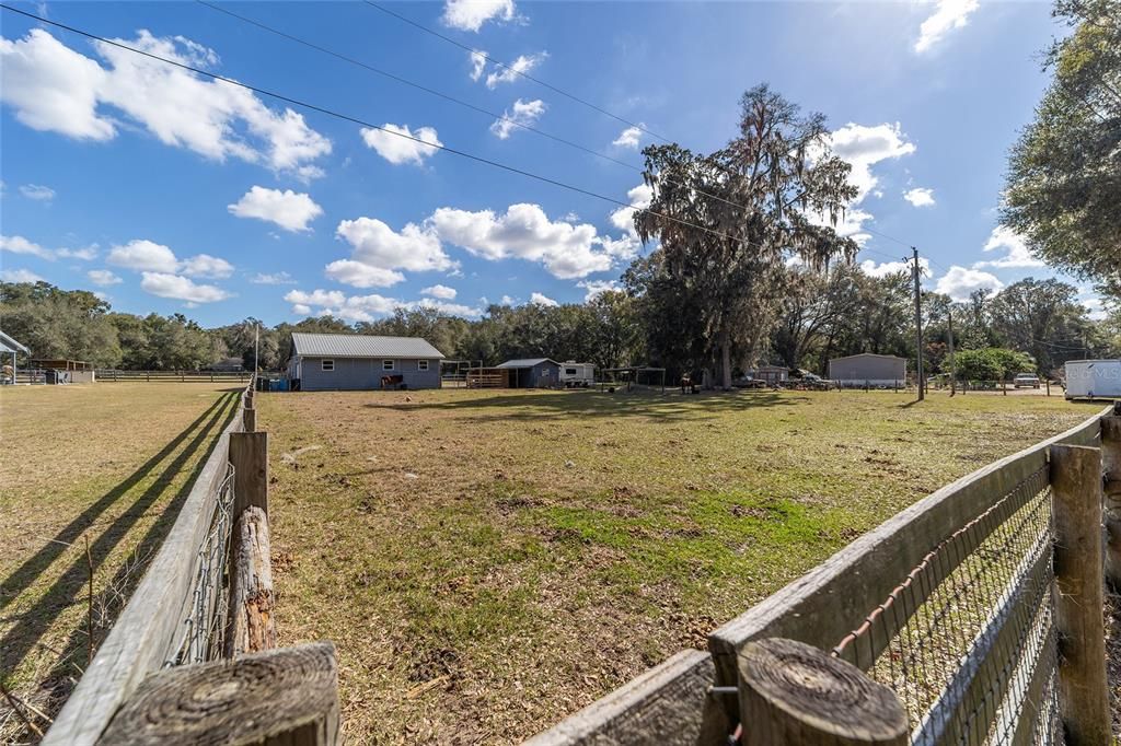 For Sale: $597,000 (2 beds, 2 baths, 1430 Square Feet)