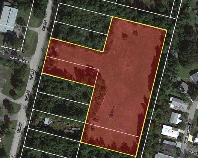 На продажу: $925,000 (3.63 acres)
