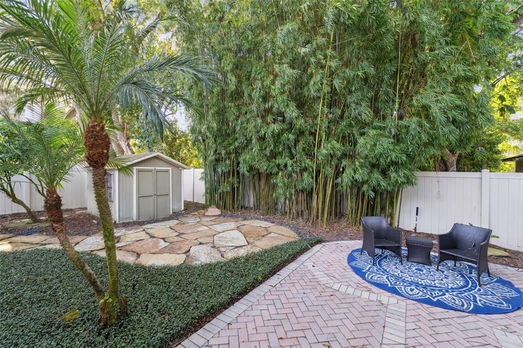 For Sale: $1,170,000 (4 beds, 2 baths, 3400 Square Feet)