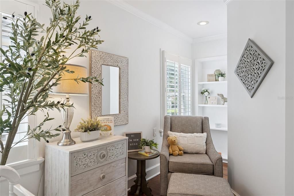 For Sale: $1,170,000 (4 beds, 2 baths, 3400 Square Feet)