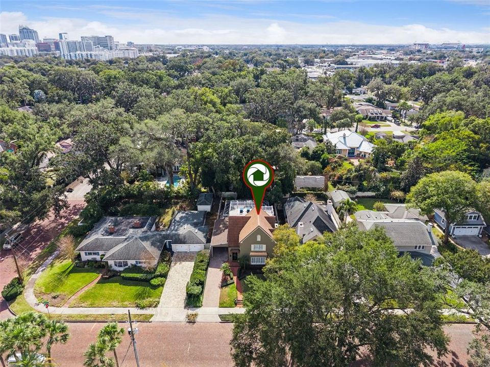 For Sale: $1,170,000 (4 beds, 2 baths, 3400 Square Feet)