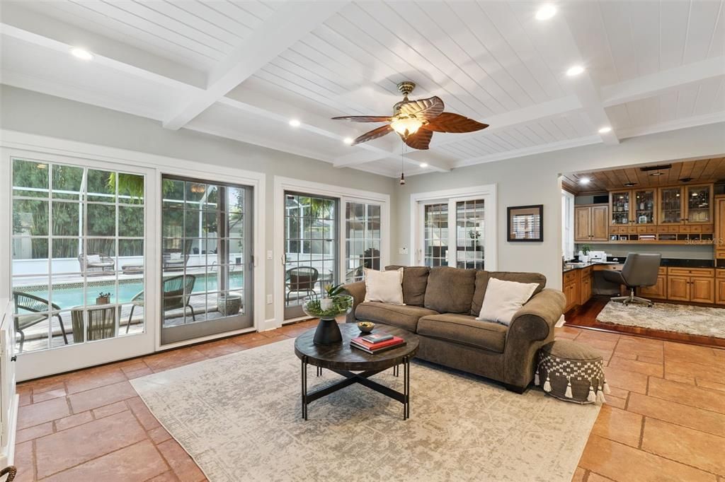 For Sale: $1,170,000 (4 beds, 2 baths, 3400 Square Feet)