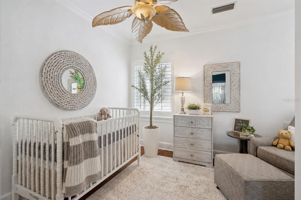 For Sale: $1,170,000 (4 beds, 2 baths, 3400 Square Feet)