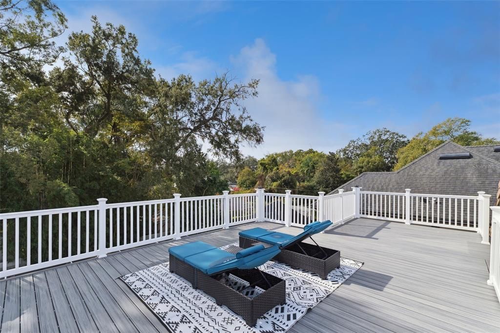 For Sale: $1,170,000 (4 beds, 2 baths, 3400 Square Feet)