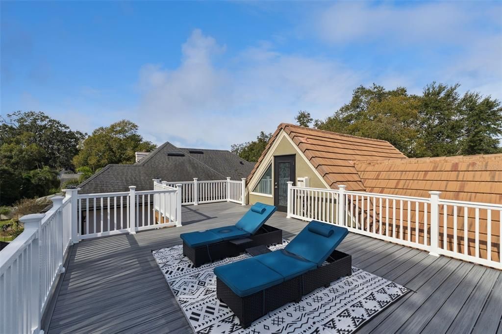 For Sale: $1,170,000 (4 beds, 2 baths, 3400 Square Feet)