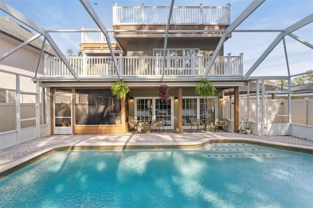 For Sale: $1,170,000 (4 beds, 2 baths, 3400 Square Feet)