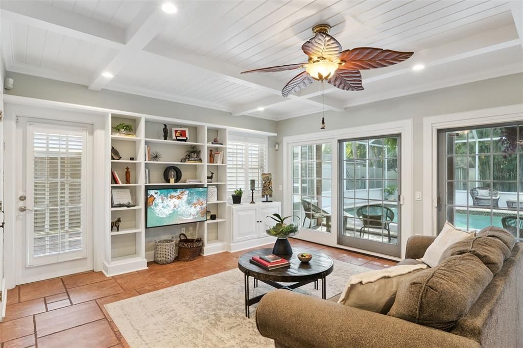 For Sale: $1,170,000 (4 beds, 2 baths, 3400 Square Feet)