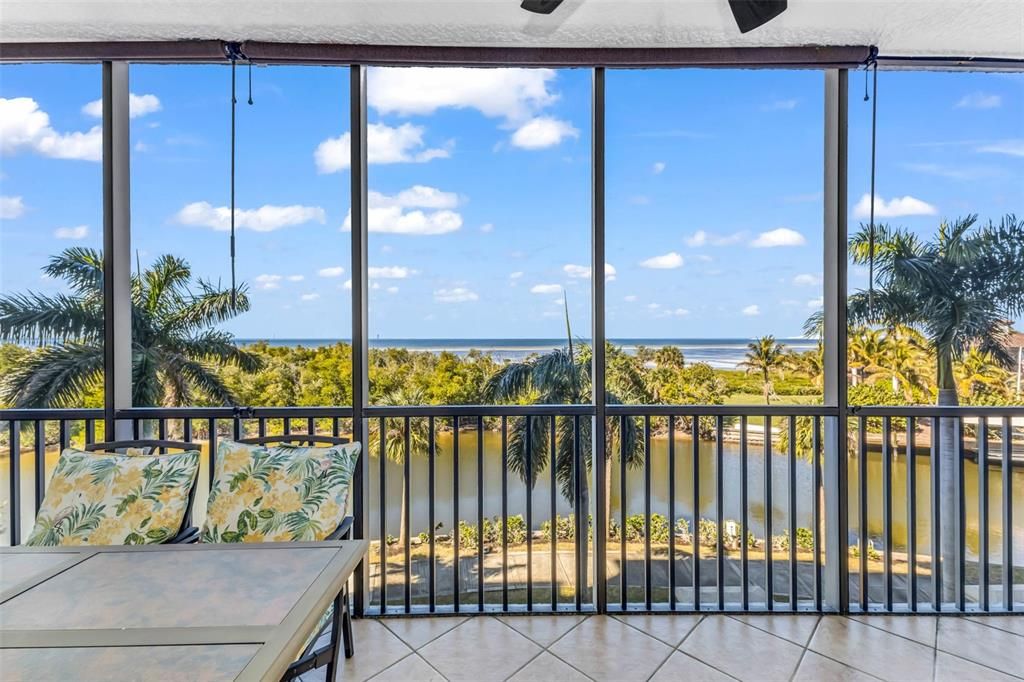 Activo con contrato: $360,000 (3 camas, 2 baños, 1825 Pies cuadrados)