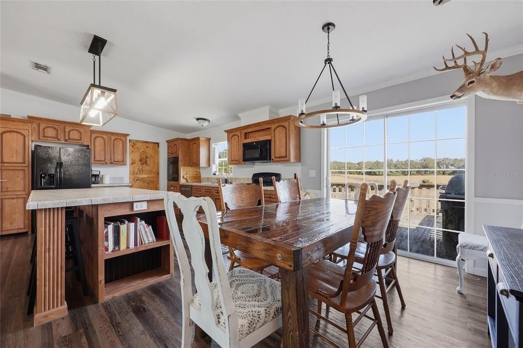 For Sale: $339,000 (3 beds, 2 baths, 1980 Square Feet)