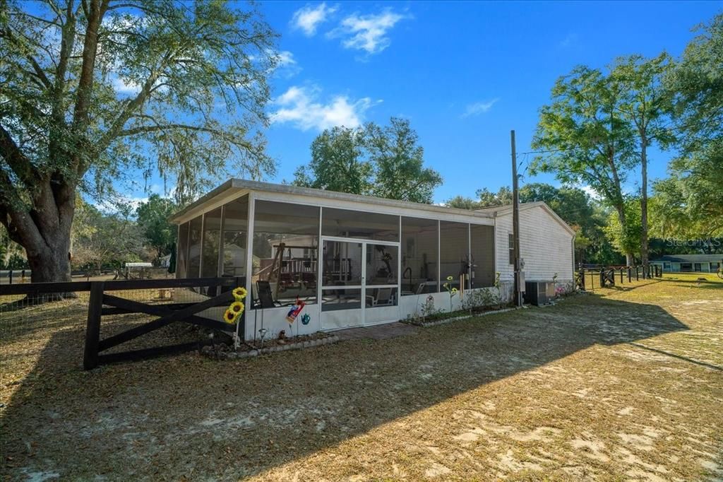 En Venta: $243,000 (3 camas, 2 baños, 1708 Pies cuadrados)