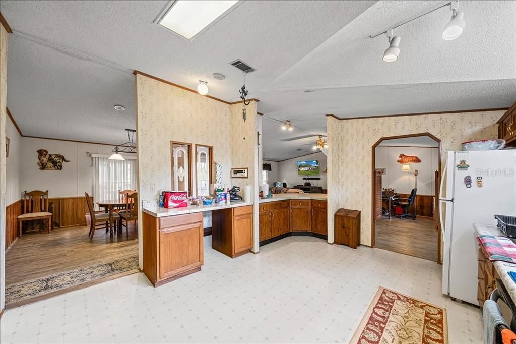 En Venta: $243,000 (3 camas, 2 baños, 1708 Pies cuadrados)