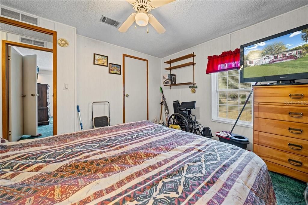 En Venta: $243,000 (3 camas, 2 baños, 1708 Pies cuadrados)