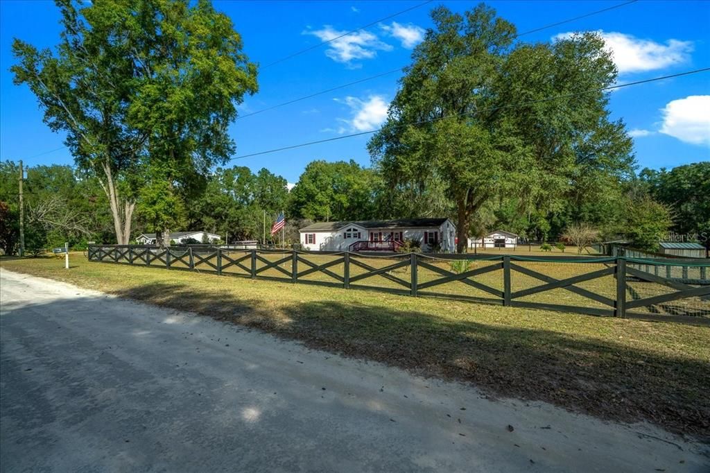 En Venta: $243,000 (3 camas, 2 baños, 1708 Pies cuadrados)