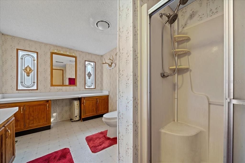 En Venta: $243,000 (3 camas, 2 baños, 1708 Pies cuadrados)