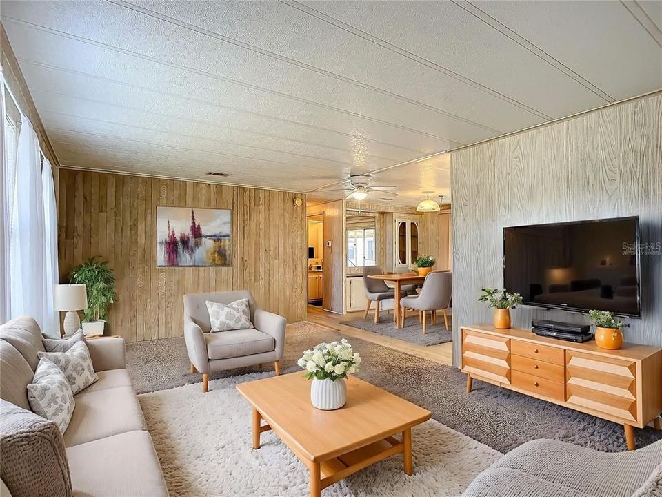 For Sale: $144,000 (2 beds, 2 baths, 1368 Square Feet)