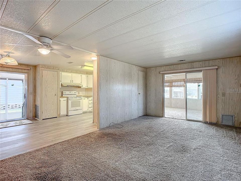 For Sale: $144,000 (2 beds, 2 baths, 1368 Square Feet)