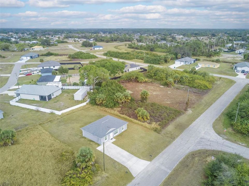 For Sale: $235,900 (3 beds, 2 baths, 1120 Square Feet)