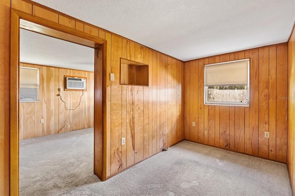 Activo con contrato: $189,000 (3 camas, 1 baños, 1463 Pies cuadrados)