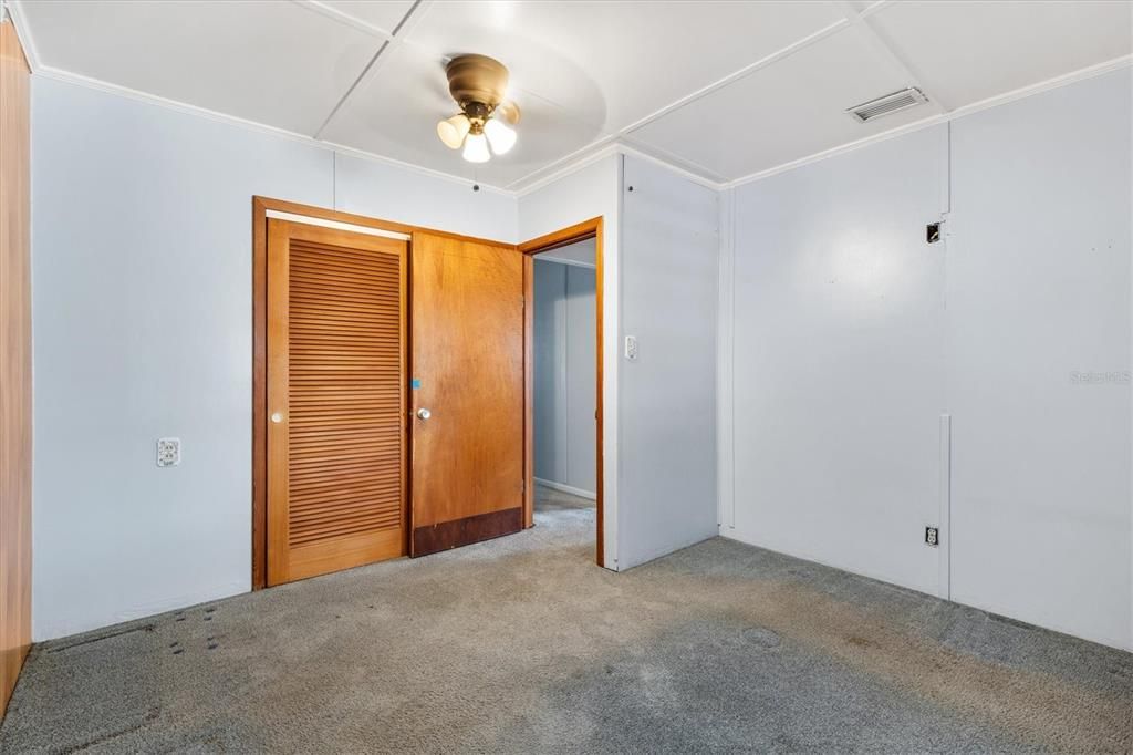 Activo con contrato: $189,000 (3 camas, 1 baños, 1463 Pies cuadrados)