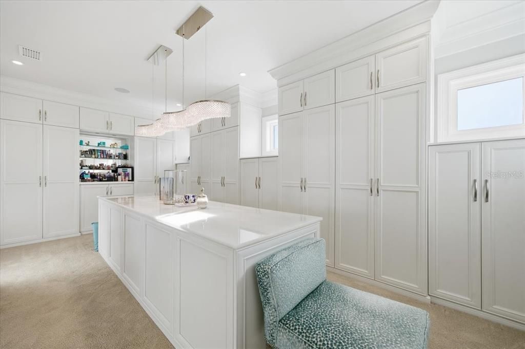En Venta: $6,790,000 (6 camas, 6 baños, 6243 Pies cuadrados)