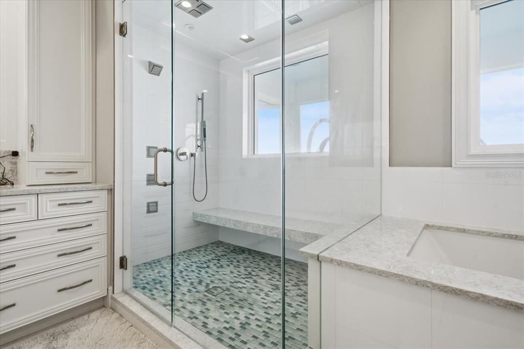 En Venta: $6,790,000 (6 camas, 6 baños, 6243 Pies cuadrados)