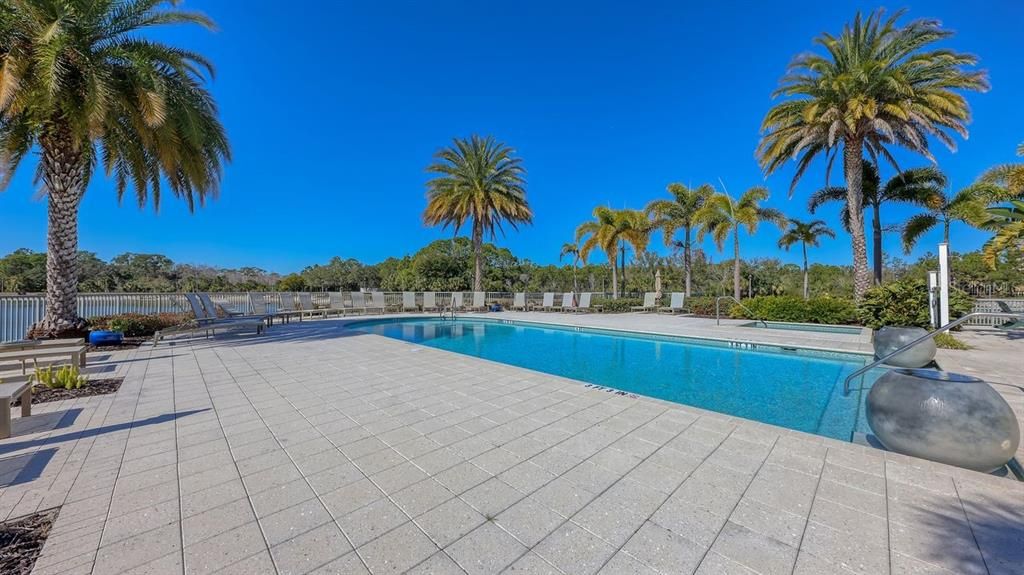 待售: $625,000 (3 贝兹, 2 浴室, 1558 平方英尺)