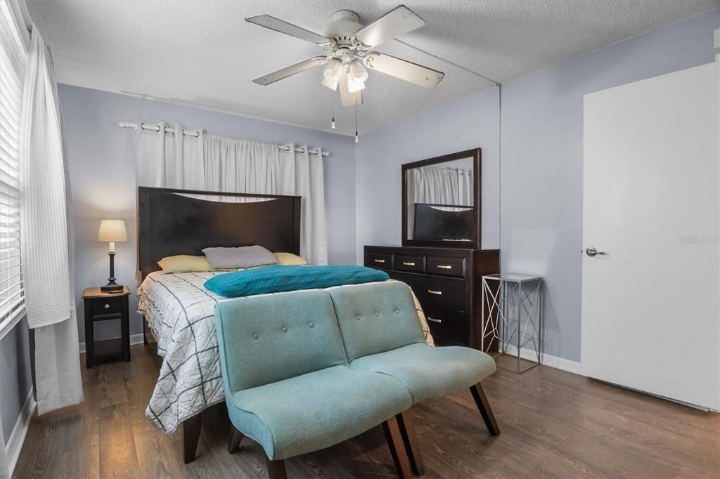 For Sale: $130,000 (3 beds, 2 baths, 1666 Square Feet)