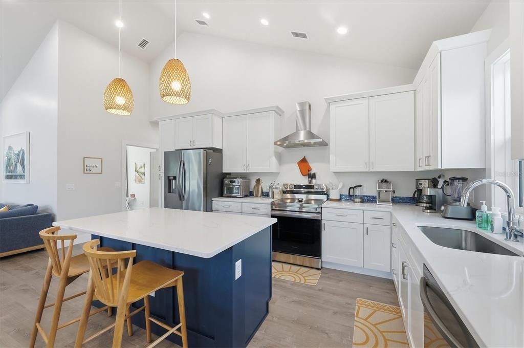 For Sale: $1,160,000 (3 beds, 2 baths, 1597 Square Feet)