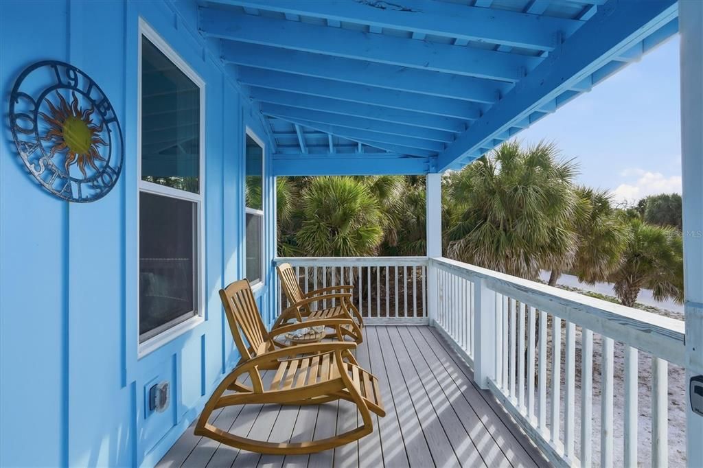 For Sale: $1,160,000 (3 beds, 2 baths, 1597 Square Feet)
