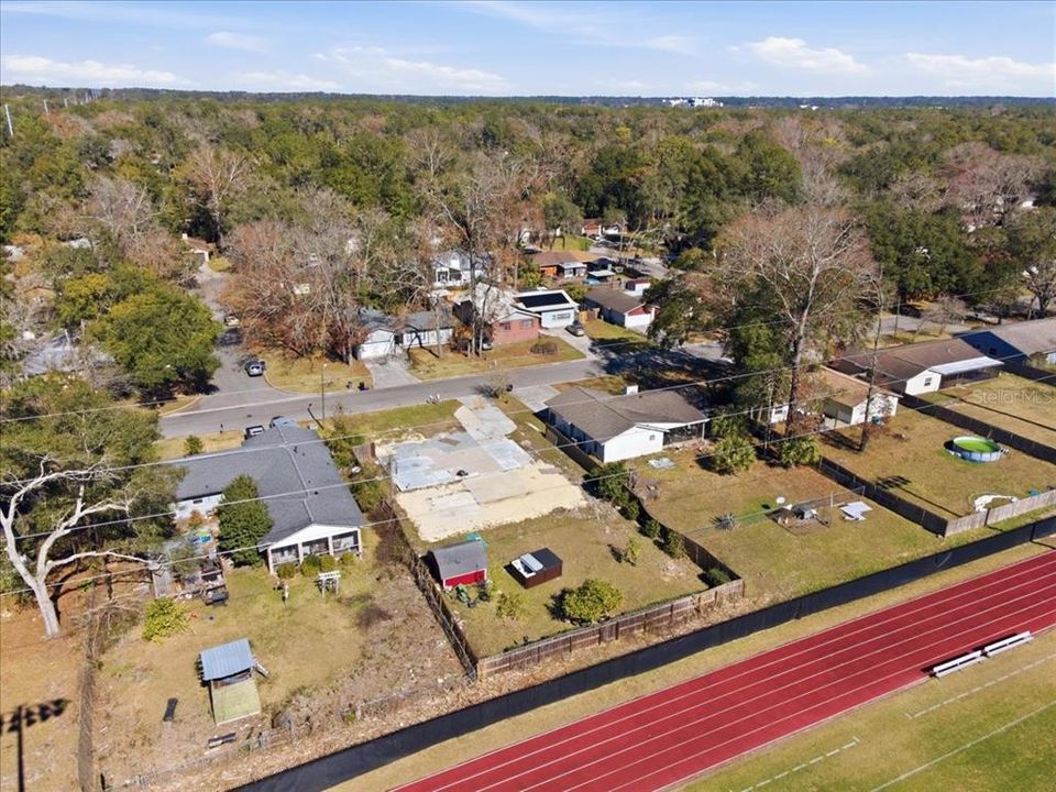 待售: $100,000 (0.26 acres)