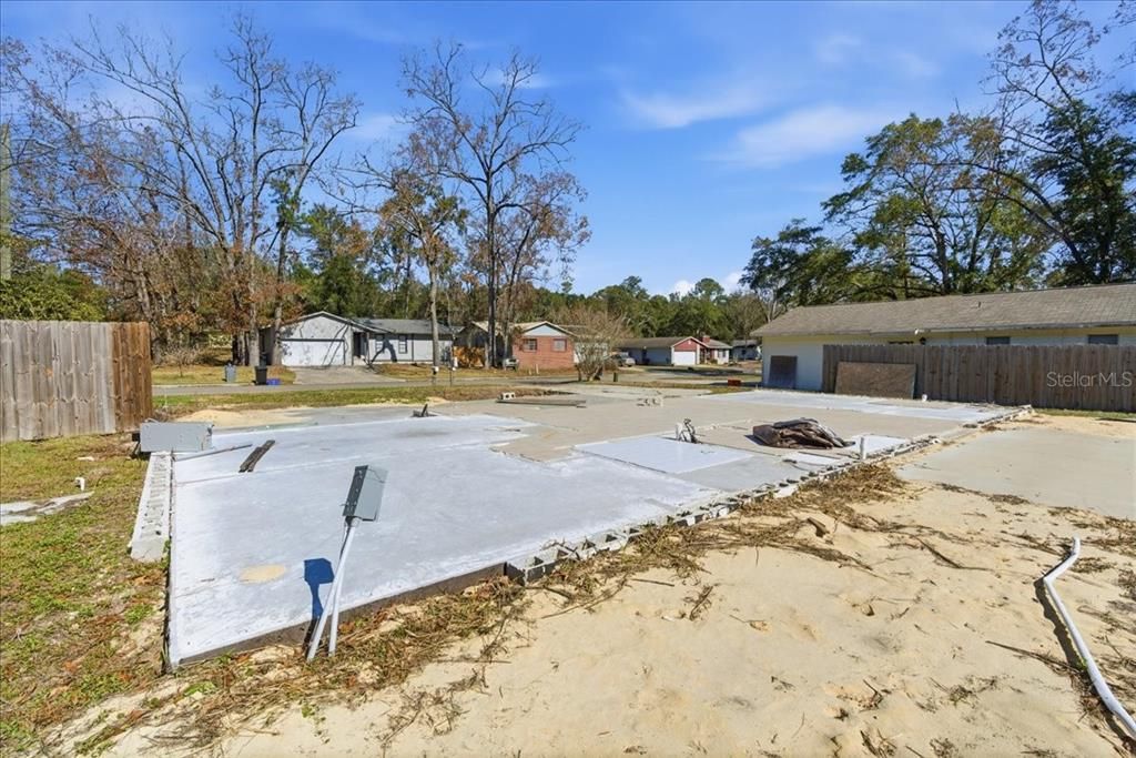 待售: $100,000 (0.26 acres)