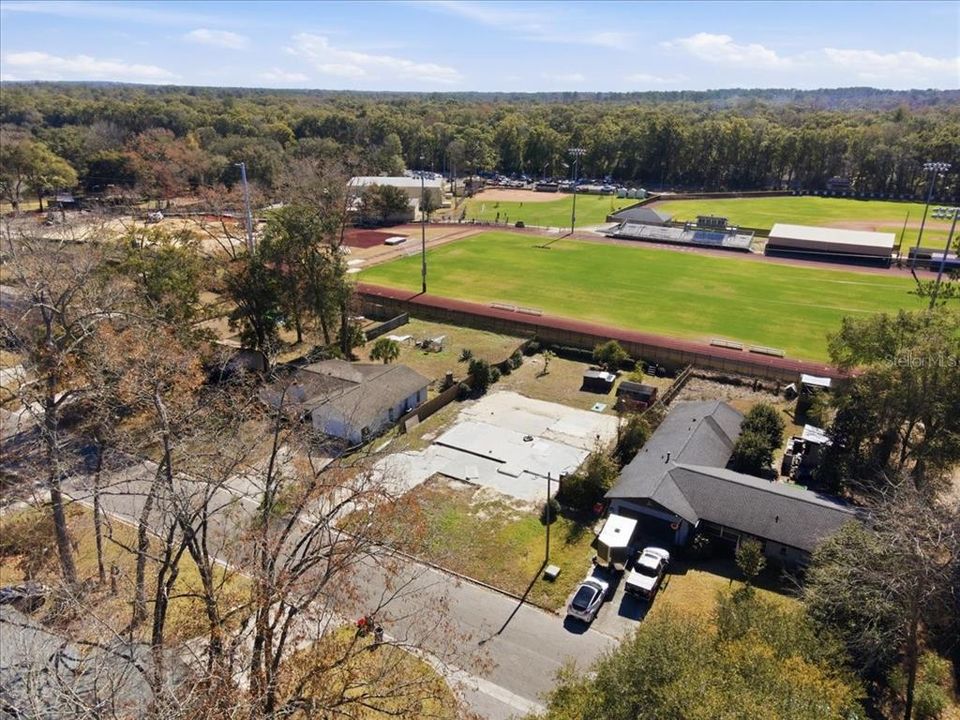 待售: $100,000 (0.26 acres)