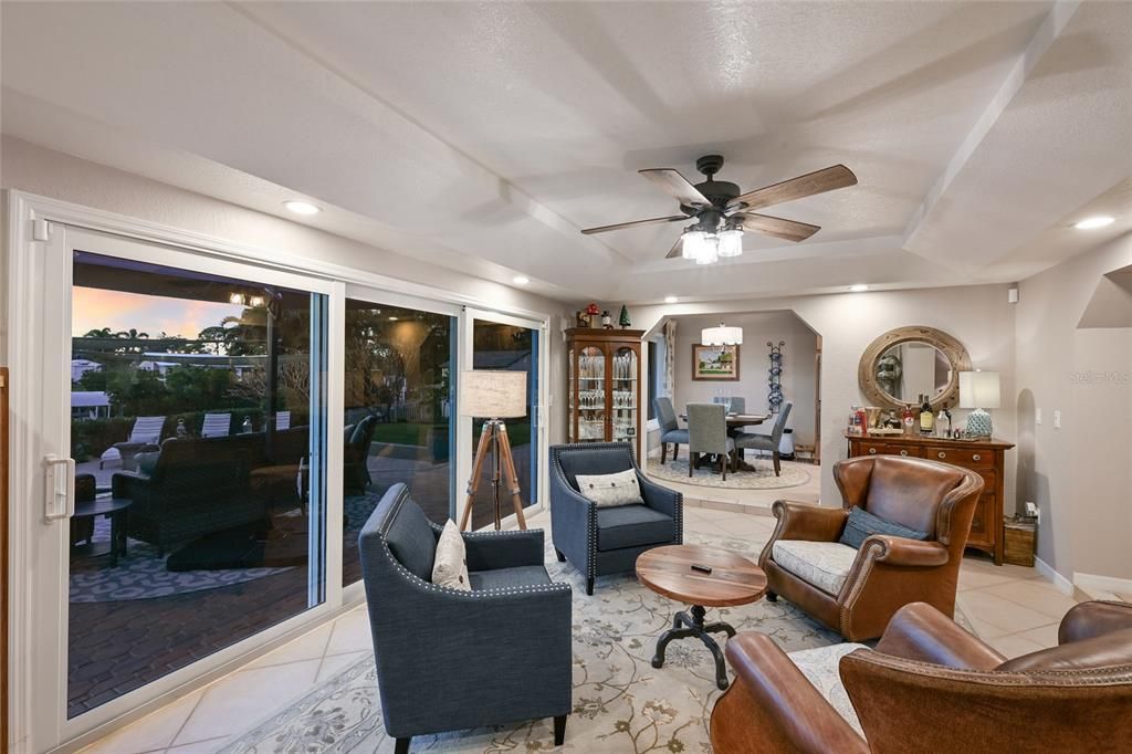 Activo con contrato: $1,649,000 (4 camas, 2 baños, 2970 Pies cuadrados)