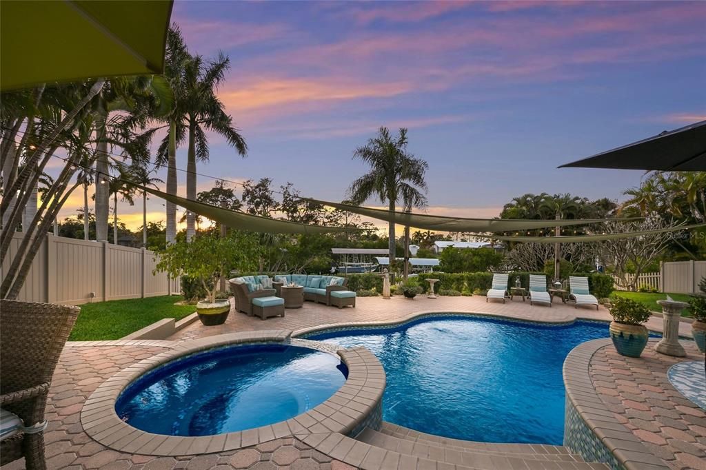 Activo con contrato: $1,649,000 (4 camas, 2 baños, 2970 Pies cuadrados)