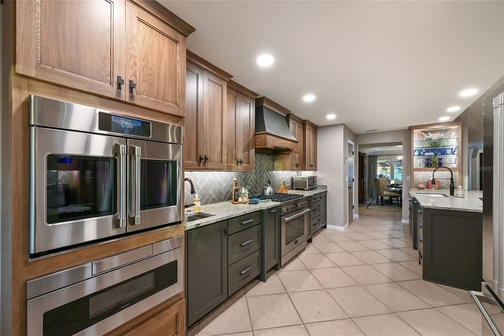 Activo con contrato: $1,649,000 (4 camas, 2 baños, 2970 Pies cuadrados)