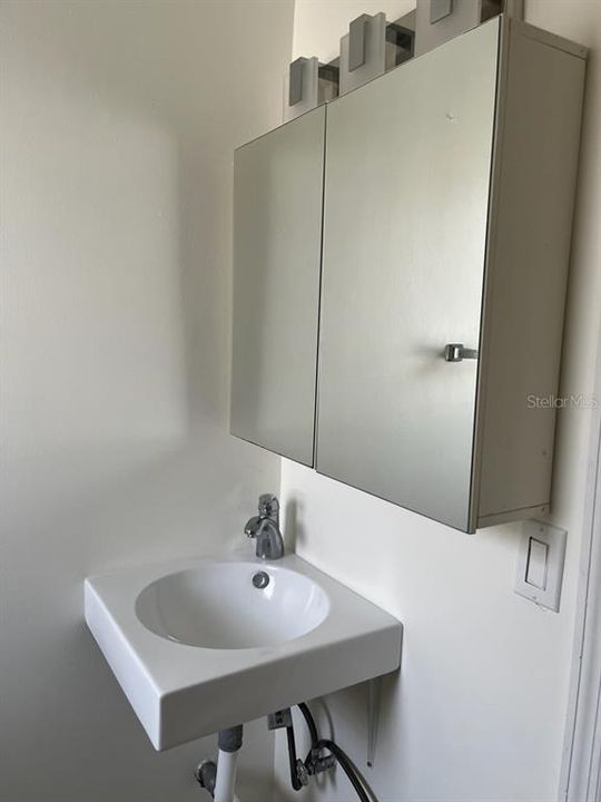 На продажу: $500,000 (2 спален, 0 ванн, 926 Квадратных фут)