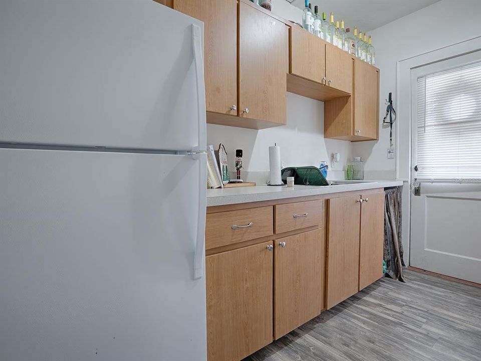 待售: $490,000 (4 贝兹, 0 浴室, 2304 平方英尺)